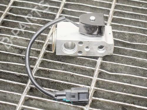 Used Electronic sensor TESLA MODEL X (5YJX) P90D AWD (772 hp) 8833686