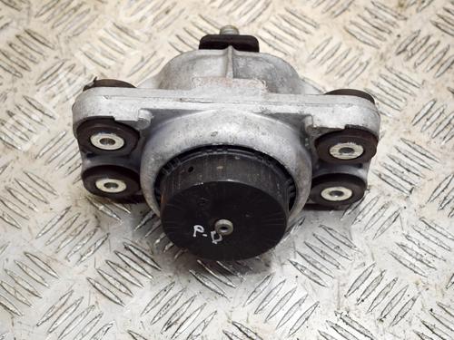 Used Engine mount Engine mount LAND ROVER RANGE ROVER IV (L405) 3.0 SDV6 4x4 (249 hp) 8935836 8935836