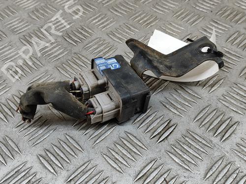 Used Electronic sensor TOYOTA LAND CRUISER 90 (_J9_) 3.0 TD (KZJ90_, KZJ95_, KZJ90R, KZJ95R, KZJ90W, KZJ95W) (125 hp) 25922248