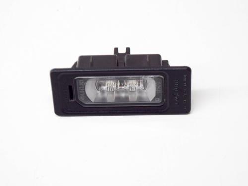 Used Licence plate light AUDI Q3 (8UB, 8UG) 2.0 TDI quattro (150 hp) 14627622