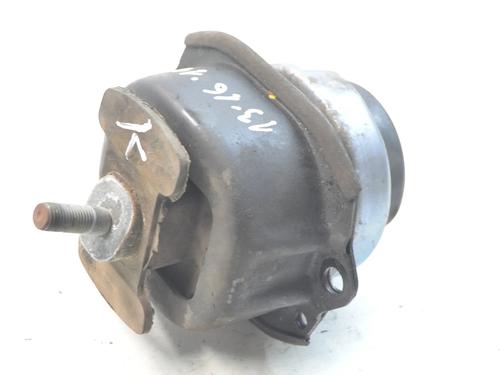 Used Engine mount Engine mount BMW X5 (E70) xDrive 30 d (245 hp) 33340696 33340696