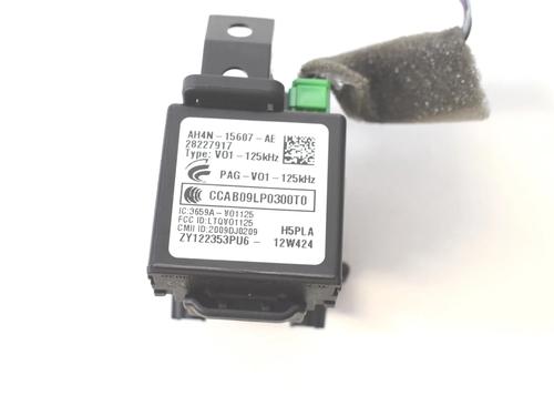 Ignition barrel VOLVO V40 Hatchback (525) D2 | BP30211738M48
