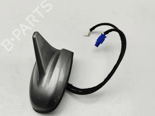Used Antenna/Base Antenna/Base MASERATI LEVANTE SUV (M161) 3.0 D Q4 (275 hp) 33385959 33385959
