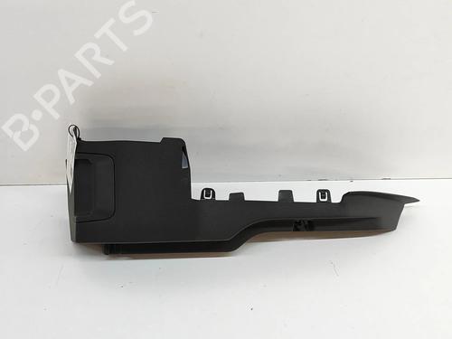 Used Boot lining CITROËN C4 III (BA_, BB_, BC_) 1.2 PureTech 130 (BAHNSA, BAHNSB) (130 hp) 28557846