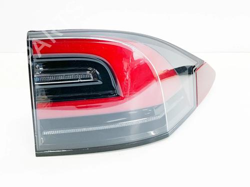 Used Right taillight Right taillight TESLA MODEL X (5YJX) P90D AWD (772 hp) 7797590 7797590