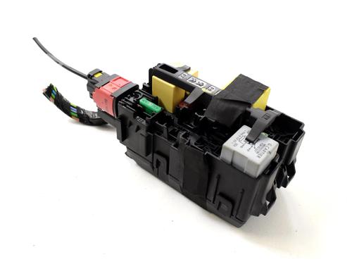 Fuse box PEUGEOT 2008 I (CU_) 1.2 THP 110 / PureTech 110 | BP30214127E1 - Image 2