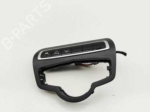 Used Switch MERCEDES-BENZ C-CLASS T-Model (S205) C 350 e (205.247) (279 hp) 30514345