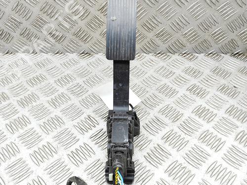 Used Pedal Pedal 36952428 36952428