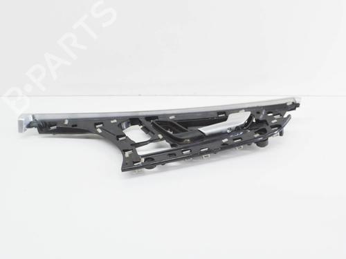 interior-door-handle-audi-q8-4mn-4mt-50-tdi-mild-hybrid-quattro-4m0837020c-4m8868078-2018-12312327 main image