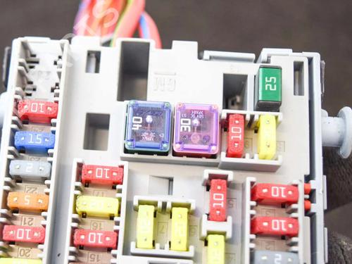 Fuse box OPEL ZAFIRA TOURER C (P12) 1.6 CDTI (75) | BP20337811E1