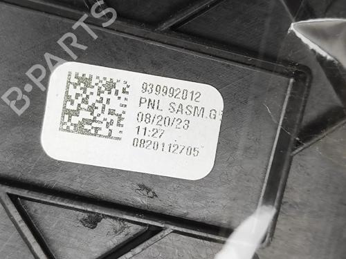 Middle console BMW X6 (G06, F96) xDrive 30 d Mild-Hybrid | BP32525433I22 