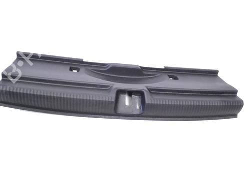 Used Tailgate trim AUDI Q2 (GAB, GAG) 30 TDI (116 hp) 30218566