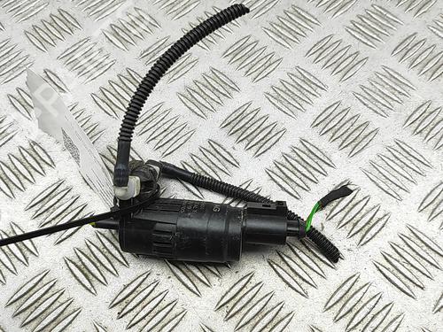 Used Washer pump Washer pump VW TIGUAN (AD1, AX1) 2.0 TDI (150 hp) 33465380 33465380