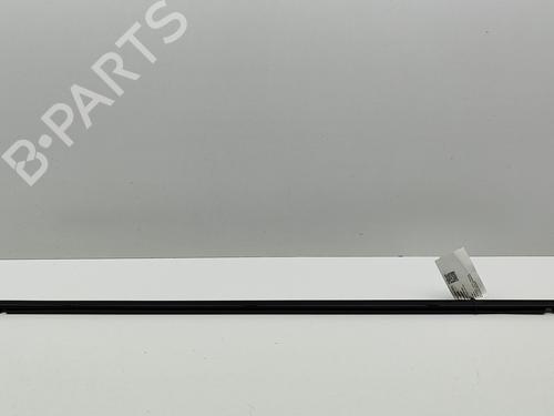 Used Door moulding trim VOLVO XC40 (536) Recharge AWD (408 hp) 29076097