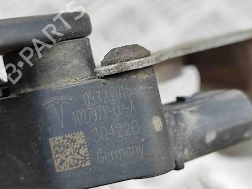 Electronic sensor TESLA MODEL X (5YJX) 90D AWD | BP16872284M84 