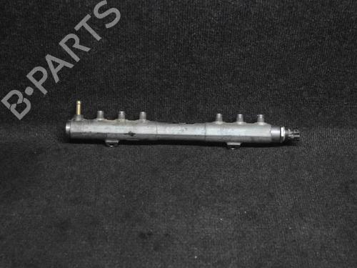 Used Injection rail VOLVO XC90 I (275) D5 AWD (163 hp) 6717531