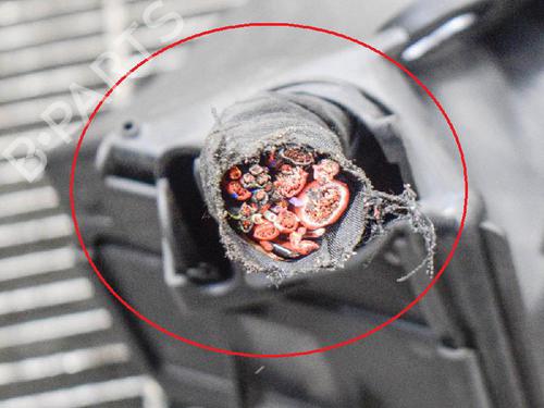 Fuse box SKODA SUPERB III Estate (3V5) 2.0 TDI | BP6760645E1 