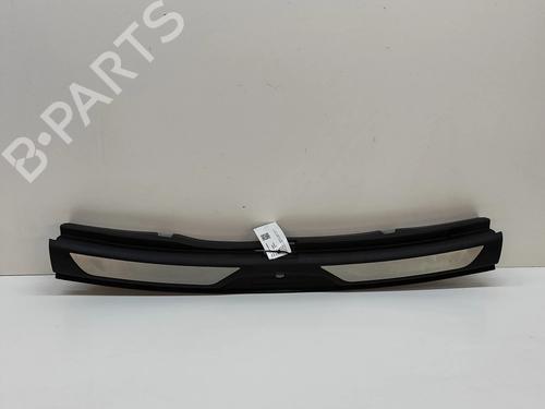 Used Tailgate trim MASERATI LEVANTE SUV (M161) 3.0 D Q4 (250 hp) 27331019