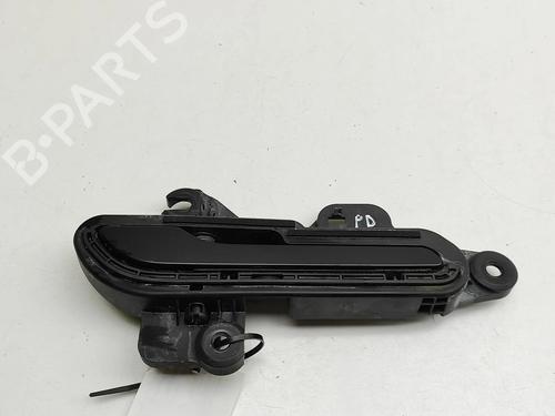 front-right-exterior-door-handle-tesla-model-y-5yjy-2019-33394411 main image
