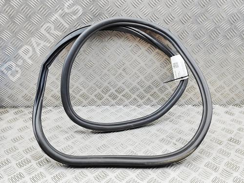 rubber-door-seal-land-rover-range-rover-evoque-l551-2018-32225310 main image
