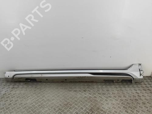 Venstre sidekjole Venstre sidekjole VOLVO V60 I Cross Country (157) D4 (190 hp) 33882501 33882501