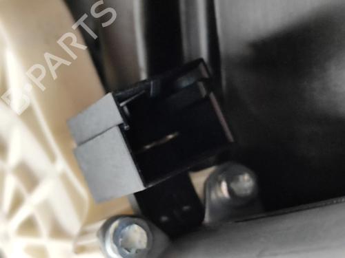 Front right window mechanism VW TIGUAN (CT1) 1.5 eTSI | BP35811436C23 - Image 9