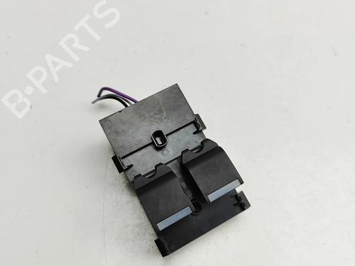 Left front window switch LAND ROVER DISCOVERY V (L462) 3.0 D 4x4 | BP33883049I27 - Image 3