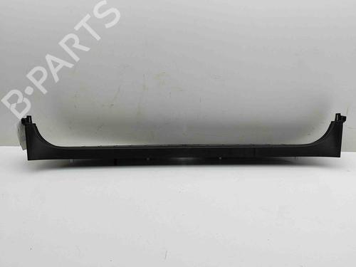 Pynteleist til bakluke TESLA MODEL X (5YJX) P100D AWD | BP28435525C151