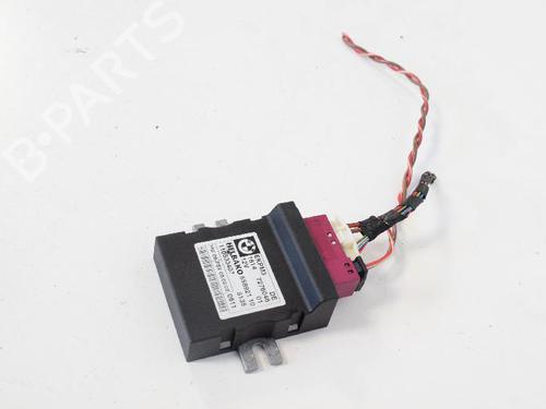 Used Electronic module BMW 1 (E87) 118 d (143 hp) 30207429