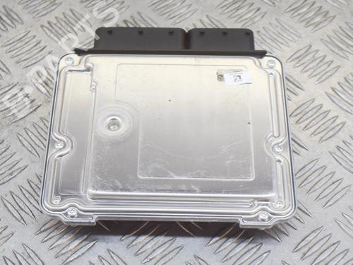 Used Engine control unit (ECU) Engine control unit (ECU) BMW 5 (F10) 520 d (184 hp) 7733238 7733238