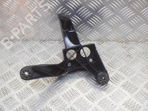 Used Support BMW X1 (F48) sDrive 18 d (150 hp) 8838647