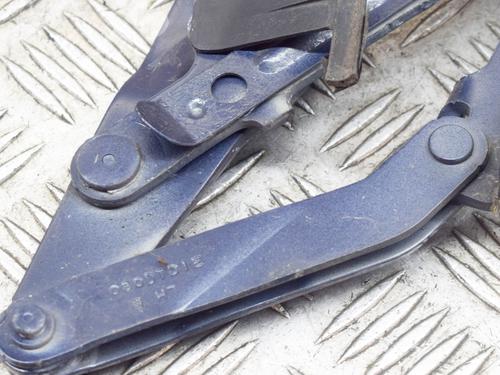 Hinge/Door check strap LAND ROVER RANGE ROVER SPORT I (L320) 3.0 D 4x4 | BP14635343C146 