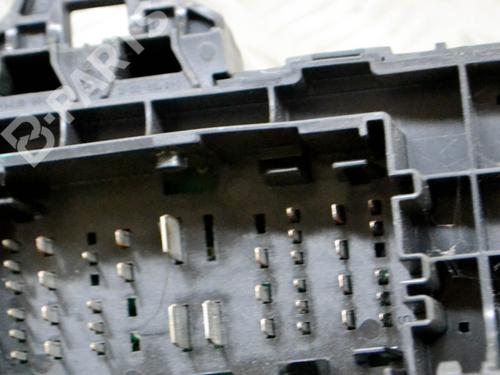 Fuse box TESLA MODEL S (5YJS) 90D AWD | BP10073173E1  - Image 10