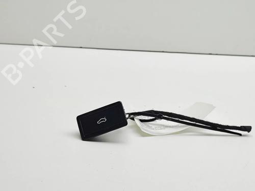 Used Switch Switch SKODA SUPERB III Estate (3V5) 2.0 TSI (220 hp) 39030374 39030374