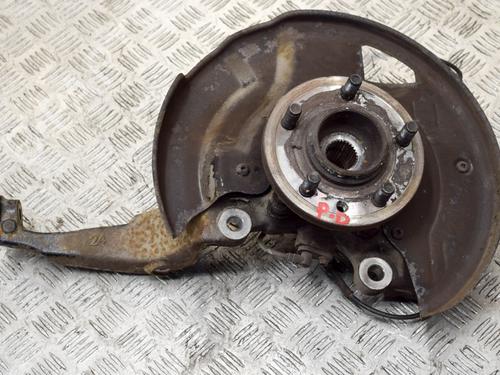 Used Right front steering knuckle LAND ROVER DISCOVERY III (L319) 2.7 TD 4x4 (190 hp) 14630660