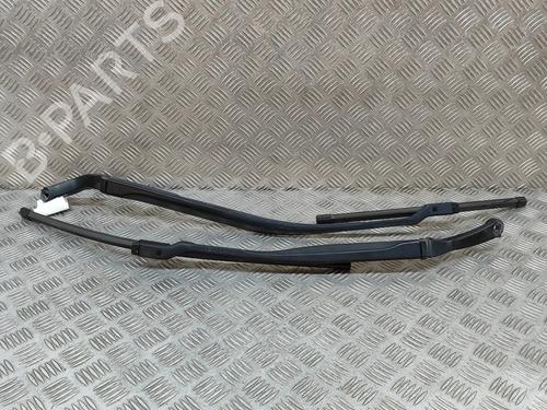 Used Front windshield wiper arm Front windshield wiper arm MASERATI GHIBLI III (M157) 3.0 D (275 hp) 21486196 21486196