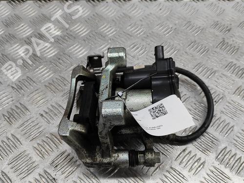 BP27784444M106 main image