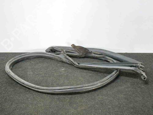 Used Rubber door seal TESLA MODEL 3 (5YJ3) EV (283 hp) 27748331