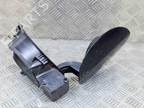 Klapa wlewu paliwa MASERATI QUATTROPORTE VI 3.0 S Q4 | BP29042252C131