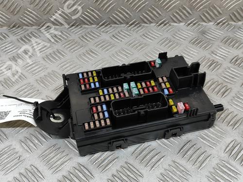 Used Fuse box VOLVO XC90 II (256) B5 Mild Hybrid AWD (250 hp) 28558879