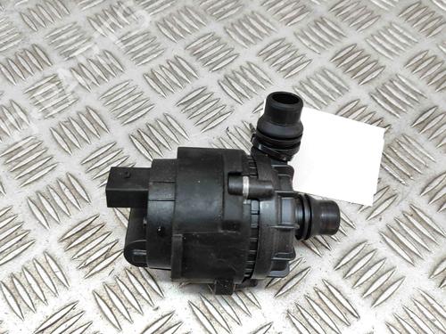Bomba de agua auxiliar BMW i4 (G26) eDrive40 (340 hp) 27769989