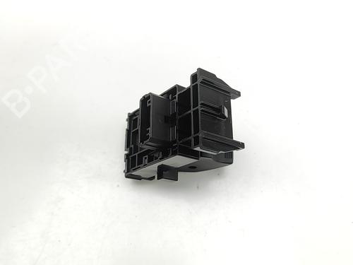 Right rear window switch TOYOTA COROLLA Estate (_E21_) 1.8 Hybrid (ZWE211) | BP29812680I28 