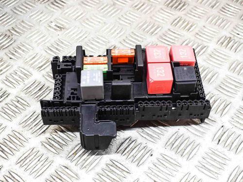 Used Fuse box MERCEDES-BENZ C-CLASS (W205) C 250 BlueTEC / d 4-matic (205.009) (204 hp) 13928775