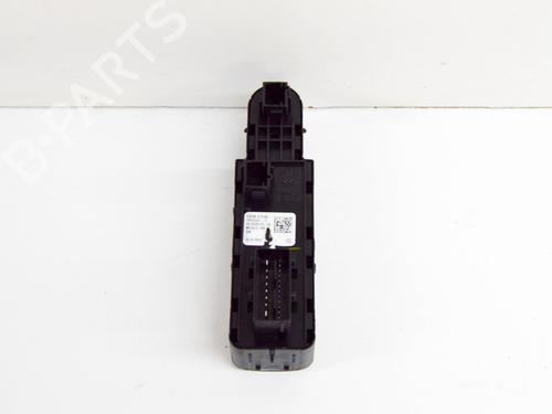 Right front window switch OPEL CROSSLAND X / CROSSLAND (P17, P2QO) 1.2 (75) | BP11252841I26 