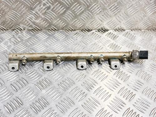 Used Injection rail Injection rail BMW 5 (F10) 550 i xDrive (408 hp) 6765404 6765404