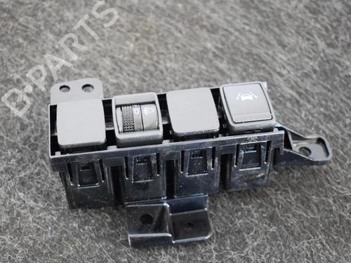 Used Switch Switch NISSAN QASHQAI II (J11, J11_) 1.2 DIG-T (115 hp) 6742276 6742276