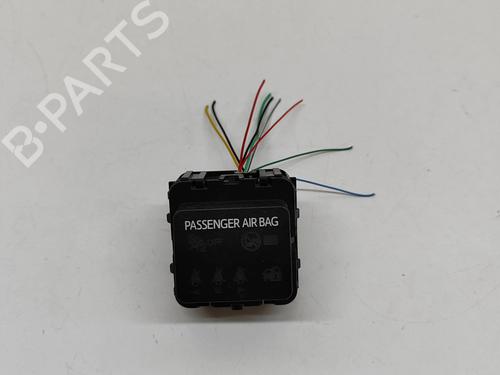 electronic-module-toyota-auris-_e18_-2012-2013-2014-2015-2016-2017-2018-2019-29458779 main image