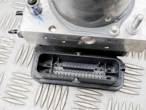 ABS pump TESLA MODEL 3 (5YJ3) EV | BP38466970M43  - Image 5