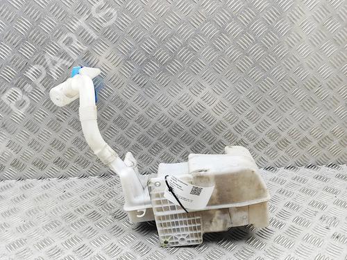Used Windscreen washer tank Windscreen washer tank VW JETTA IV (162, 163, AV3, AV2) 2.0 TDI (110 hp) 33380946 33380946