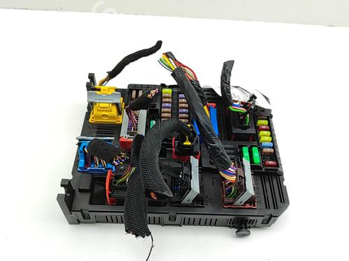 Used Fuse box OPEL MOKKA 1.2 (76) (136 hp) 28433527